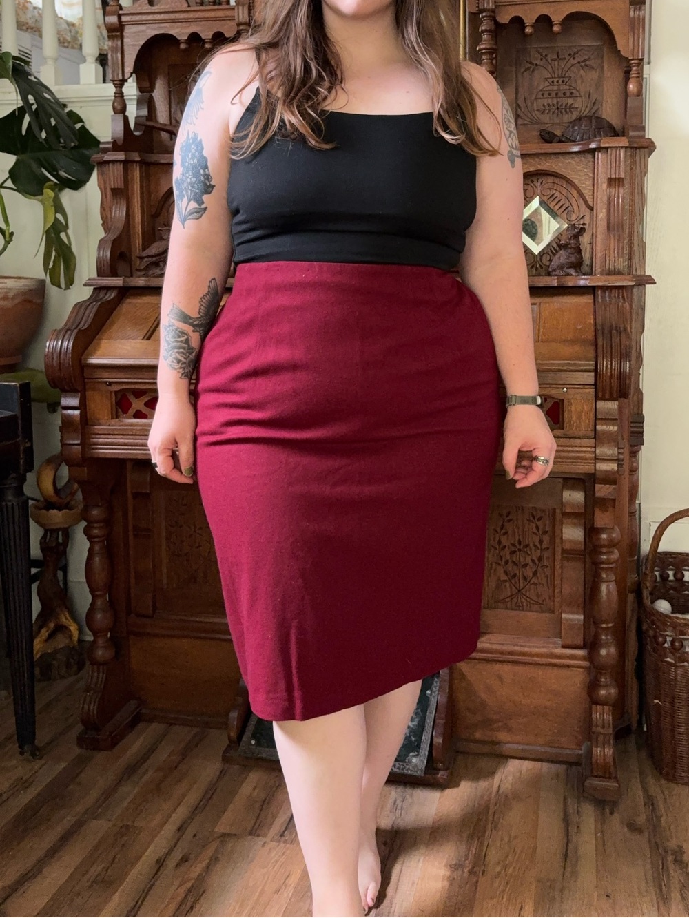 Vintage retro 80s 100% wool burgundy midi skirt